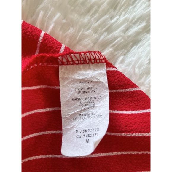 Simply Irresistible | Size: Medium | Color: Red and White - Picture 5 of 5